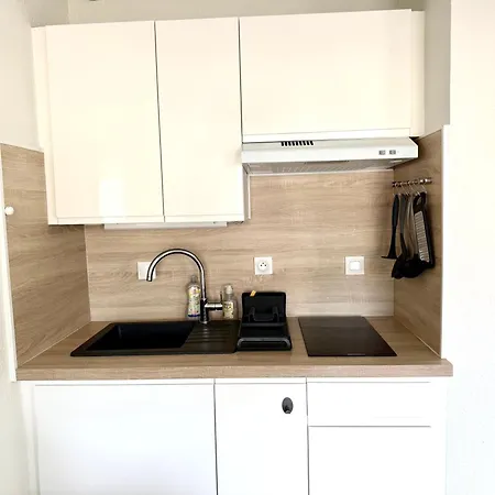 T2 Avec Terrasse, Gare & Croisette A Pied Cannes