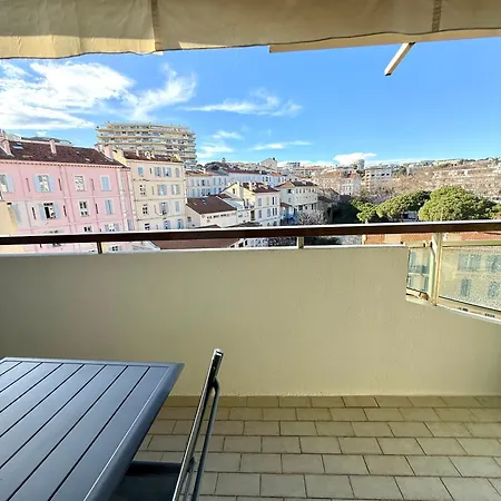 T2 Avec Terrasse, Gare & Croisette A Pied Cannes