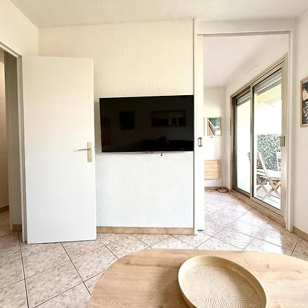T2 Avec Terrasse, Gare & Croisette A Pied Appartement *